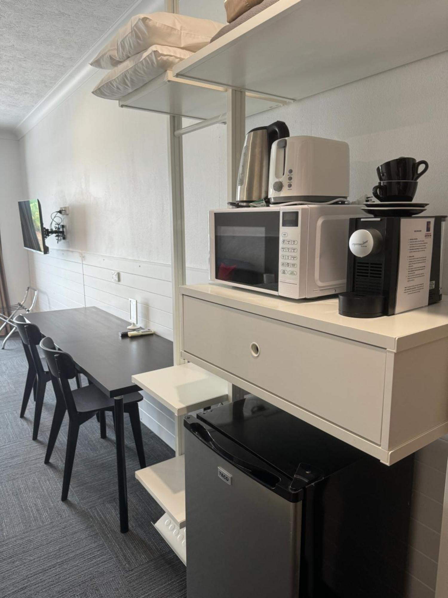 Longreach Motor Inn Экстерьер фото