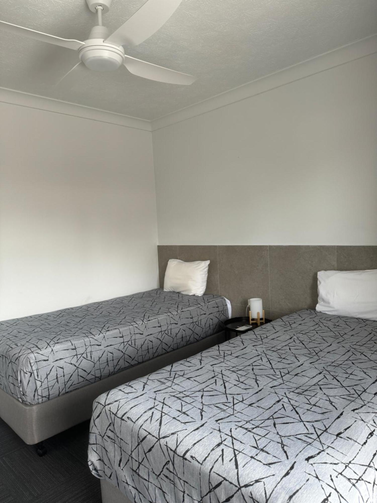 Longreach Motor Inn Экстерьер фото