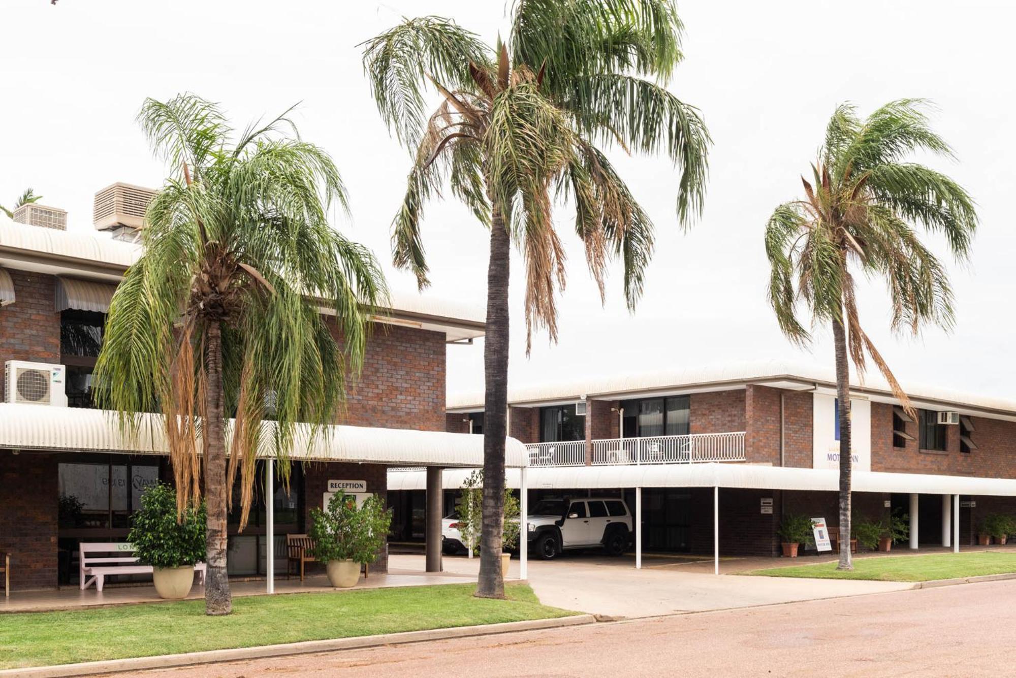 Longreach Motor Inn Экстерьер фото
